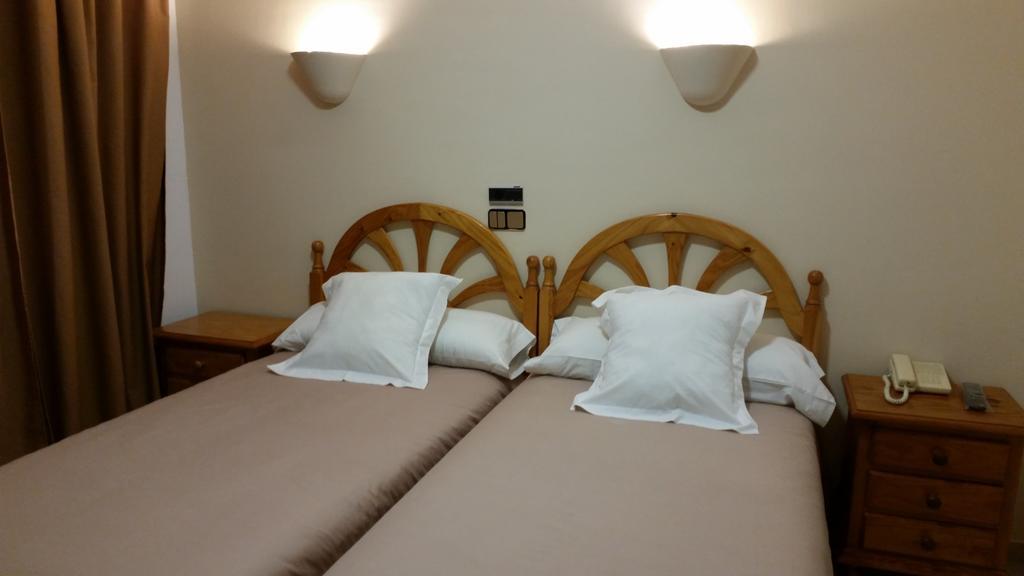 Hotel Balcon De Cazorla Kültér fotó